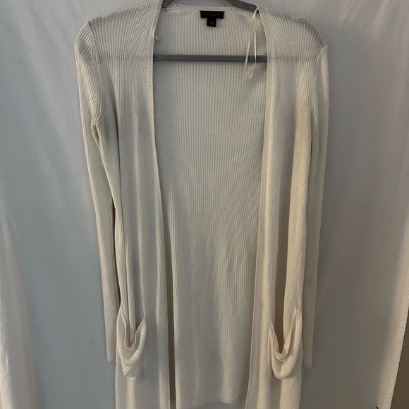 Ann Taylor Cardigan - Picture 1 of 1